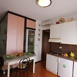 Appartamento Valbella Con Piscina